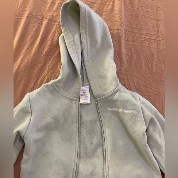 Lila & Jack 2 Piece set. Zip up jacket & sweat pants. - Picture 2 of 6